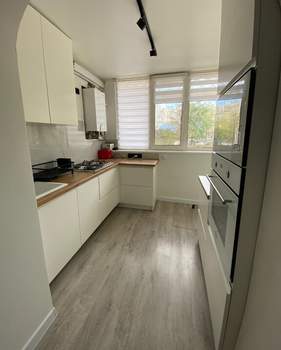 3-к квартира, вторичка, 62м2, 1/9 этаж