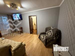 2-к квартира, вторичка, 44м2, 1/4 этаж
