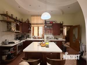 2-к квартира, вторичка, 71м2, 1/2 этаж