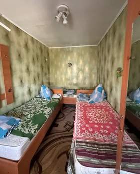 4-к квартира, вторичка, 70м2, 2/2 этаж