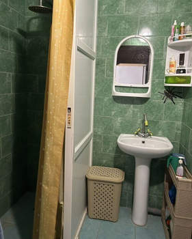 3-к квартира, вторичка, 63м2, 1/9 этаж