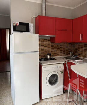 4-к квартира, вторичка, 56м2, 2/2 этаж