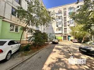 3-к квартира, вторичка, 70м2, 1/6 этаж