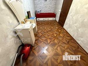 2-к квартира, вторичка, 44м2, 1/4 этаж