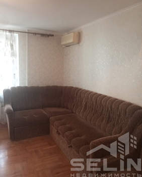 4-к квартира, вторичка, 77м2, 2/9 этаж