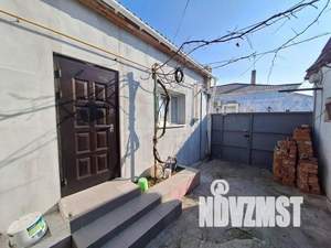2-к квартира, вторичка, 40м2, 1/1 этаж