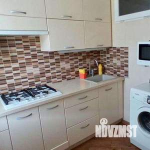 2-к квартира, вторичка, 45м2, 3/5 этаж