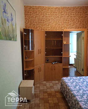 3-к квартира, вторичка, 50м2, 1/1 этаж