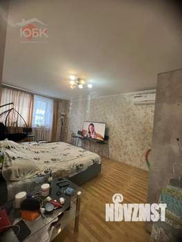 4-к квартира, вторичка, 100м2, 1/6 этаж