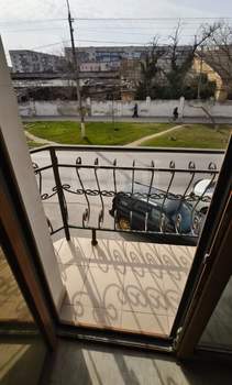 2-к квартира, вторичка, 68м2, 2/5 этаж