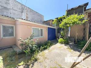 2-к квартира, вторичка, 44м2, 1/1 этаж