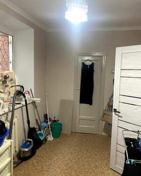 2-к квартира, вторичка, 42м2, 1/5 этаж