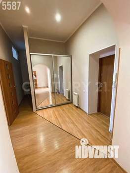 2-к квартира, вторичка, 106м2, 2/3 этаж