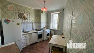 2-к квартира, вторичка, 56м2, 1/9 этаж