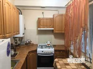 2-к квартира, вторичка, 60м2, 1/2 этаж