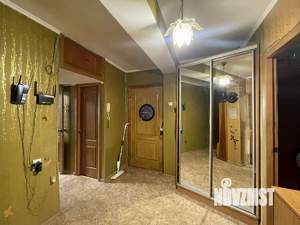 3-к квартира, вторичка, 65м2, 5/5 этаж