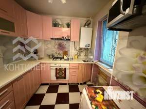 2-к квартира, вторичка, 44м2, 1/4 этаж