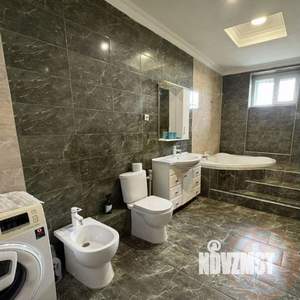 3-к квартира, вторичка, 127м2, 6/6 этаж