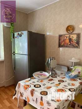 3-к квартира, вторичка, 68м2, 1/5 этаж