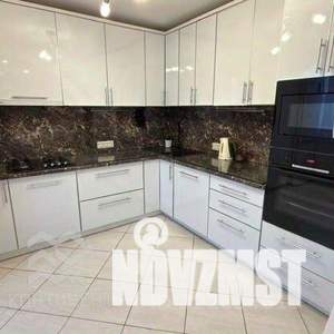 3-к квартира, вторичка, 65м2, 1/5 этаж