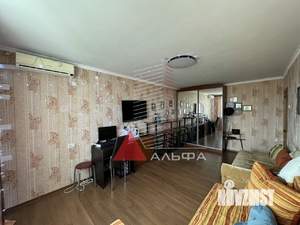 3-к квартира, вторичка, 65м2, 5/5 этаж