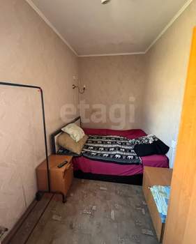 4-к квартира, вторичка, 70м2, 2/2 этаж