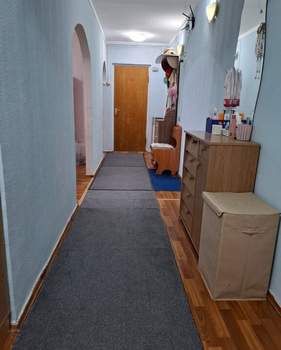 3-к квартира, вторичка, 64м2, 9/9 этаж