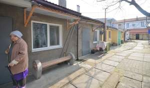 2-к квартира, вторичка, 43м2, 1/1 этаж