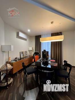 3-к квартира, вторичка, 140м2, 3/7 этаж