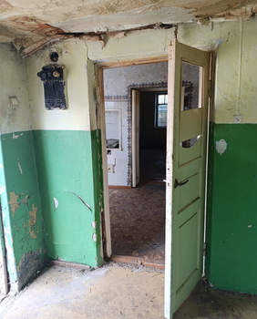 2-к квартира, вторичка, 40м2, 1/1 этаж