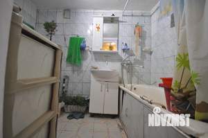 2-к квартира, вторичка, 56м2, 1/1 этаж