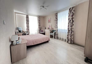 4-к квартира, вторичка, 83м2, 6/6 этаж
