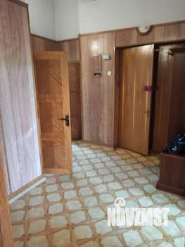 4-к квартира, вторичка, 106м2, 3/3 этаж