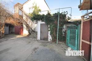 2-к квартира, вторичка, 56м2, 1/1 этаж