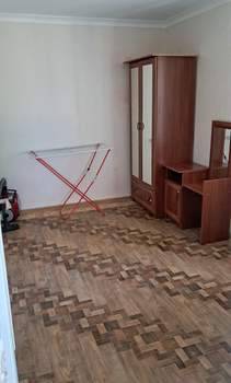 3-к квартира, вторичка, 63м2, 1/5 этаж