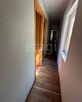 4-к квартира, вторичка, 70м2, 2/2 этаж