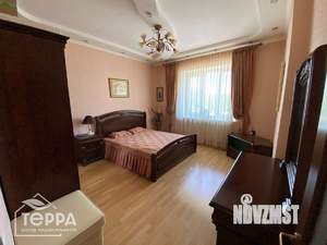 3-к квартира, вторичка, 102м2, 2/6 этаж