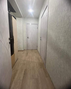 4-к квартира, вторичка, 100м2, 1/6 этаж