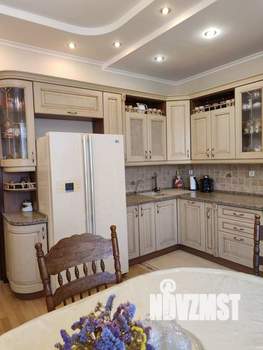3-к квартира, вторичка, 110м2, 2/6 этаж