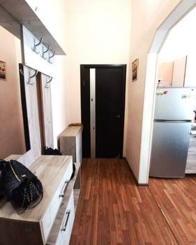 2-к квартира, вторичка, 37м2, 1/1 этаж