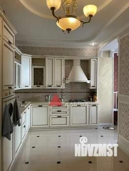 3-к квартира, вторичка, 77м2, 1/2 этаж