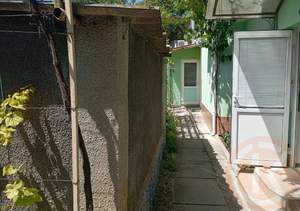 3-к квартира, вторичка, 66м2, 1/1 этаж