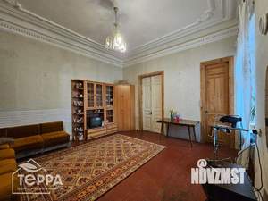 3-к квартира, вторичка, 55м2, 1/4 этаж