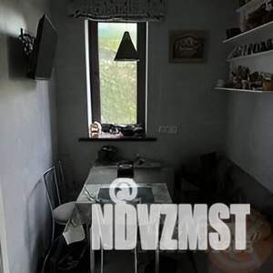 2-к квартира, вторичка, 40м2, 1/2 этаж