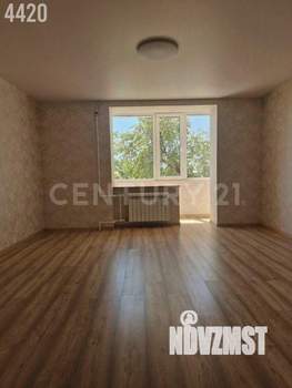 2-к квартира, вторичка, 54м2, 1/9 этаж