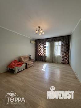 2-к квартира, вторичка, 82м2, 5/5 этаж