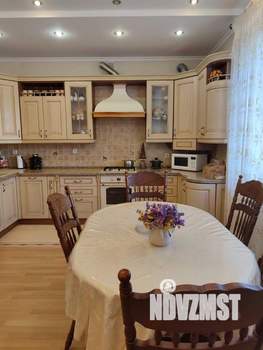 3-к квартира, вторичка, 110м2, 2/6 этаж