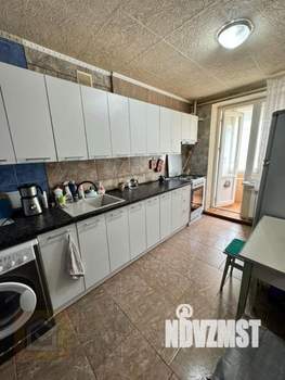 3-к квартира, вторичка, 63м2, 1/9 этаж