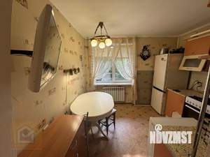 2-к квартира, вторичка, 53м2, 1/5 этаж