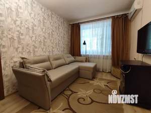 2-к квартира, вторичка, 42м2, 1/4 этаж